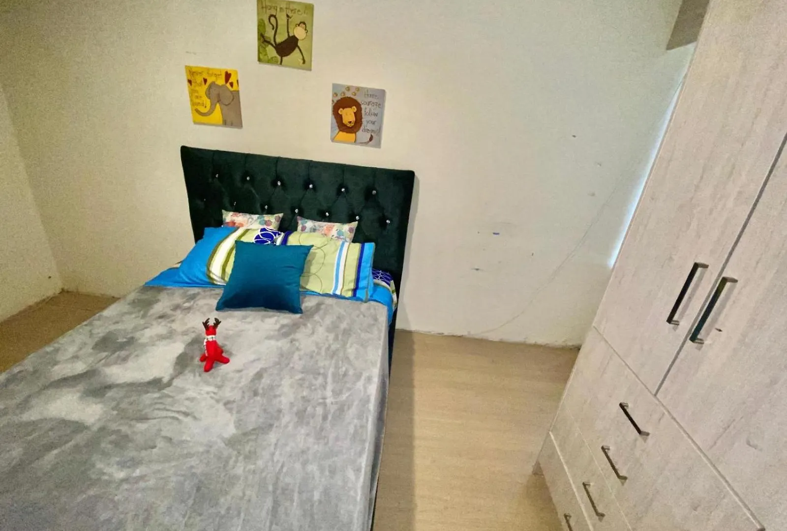 Inmenso Departamento Para Familia De 12 Personas クエンカ エクアドル
